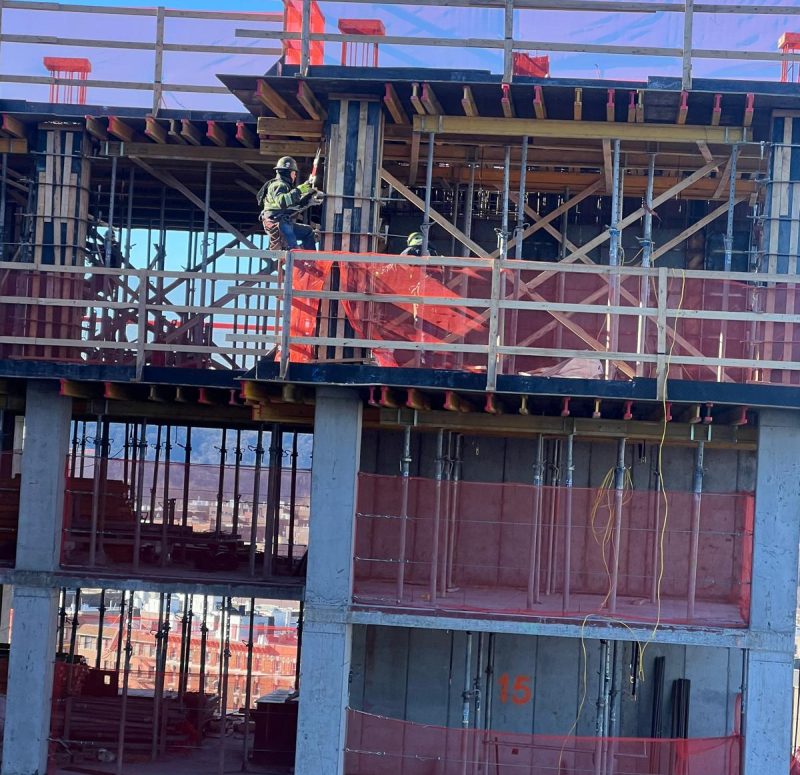 Multi-Level Column Formwork & Access Scaffolds Multi-Level Column Formwork & Access Scaffolds